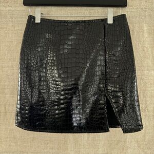 MOTEL black mini skirt